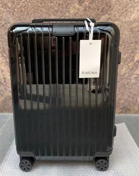 Rimowa 日默瓦 .